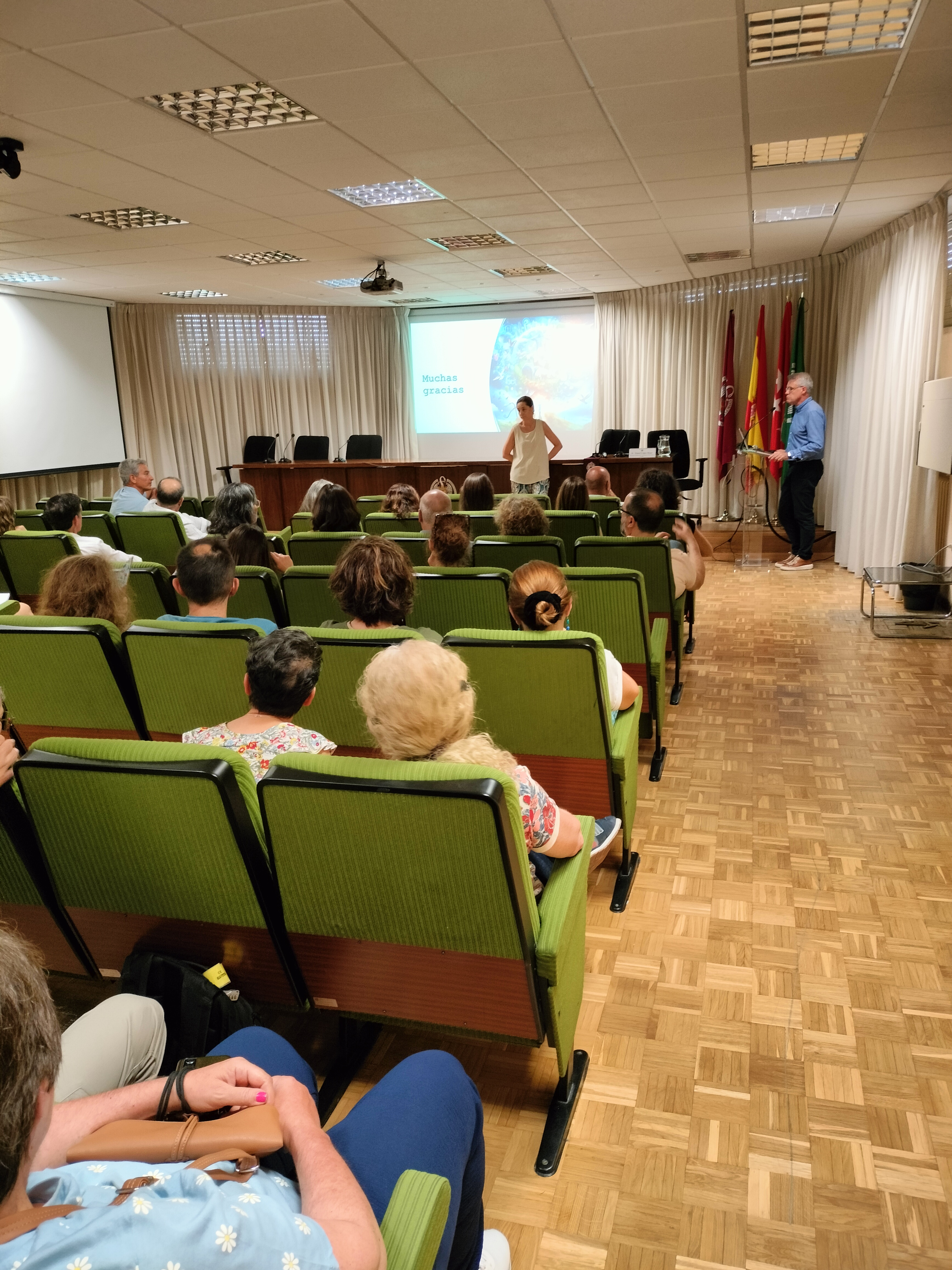 Salud Mental de la Profesión y del Alumnado de Veterinaria. ¿Qué podemos hacer en las Facultades?