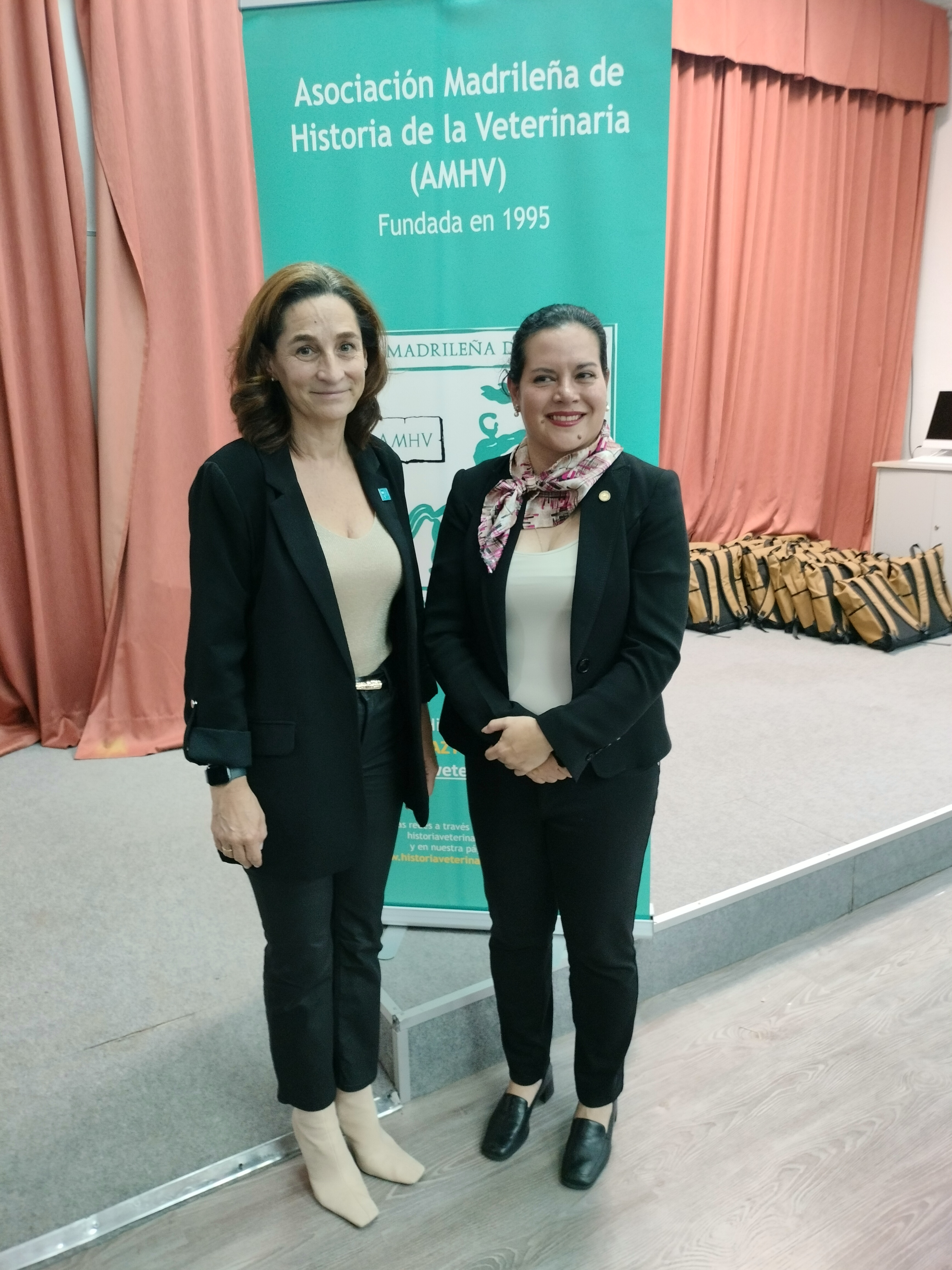 Inauguración de la exposición "Aprendiendo Veterinaria hace 150 años" - 7