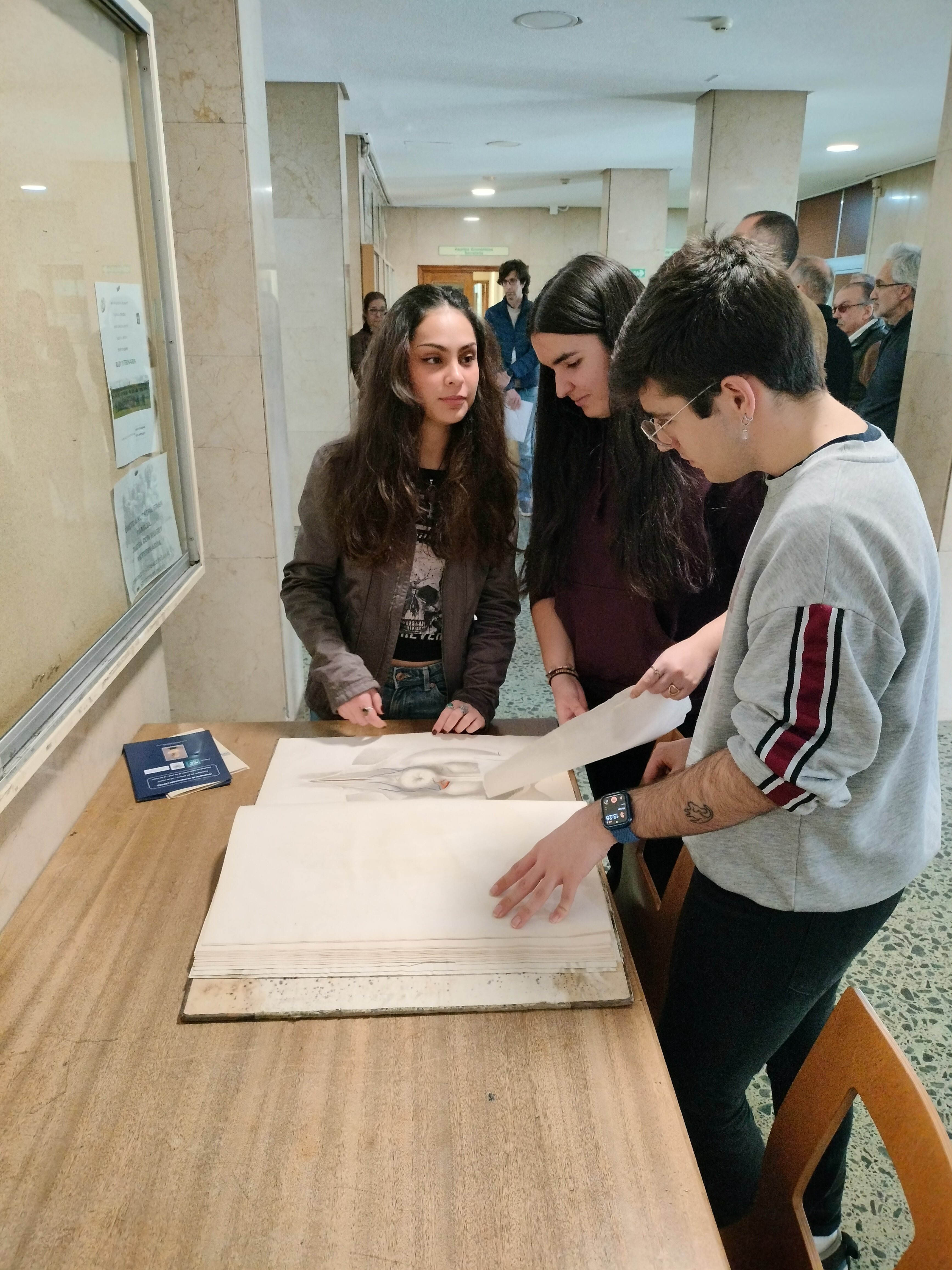 Inauguración en la Facultad de la exposición "Aprendiendo Veterinaria hace 150 años"
