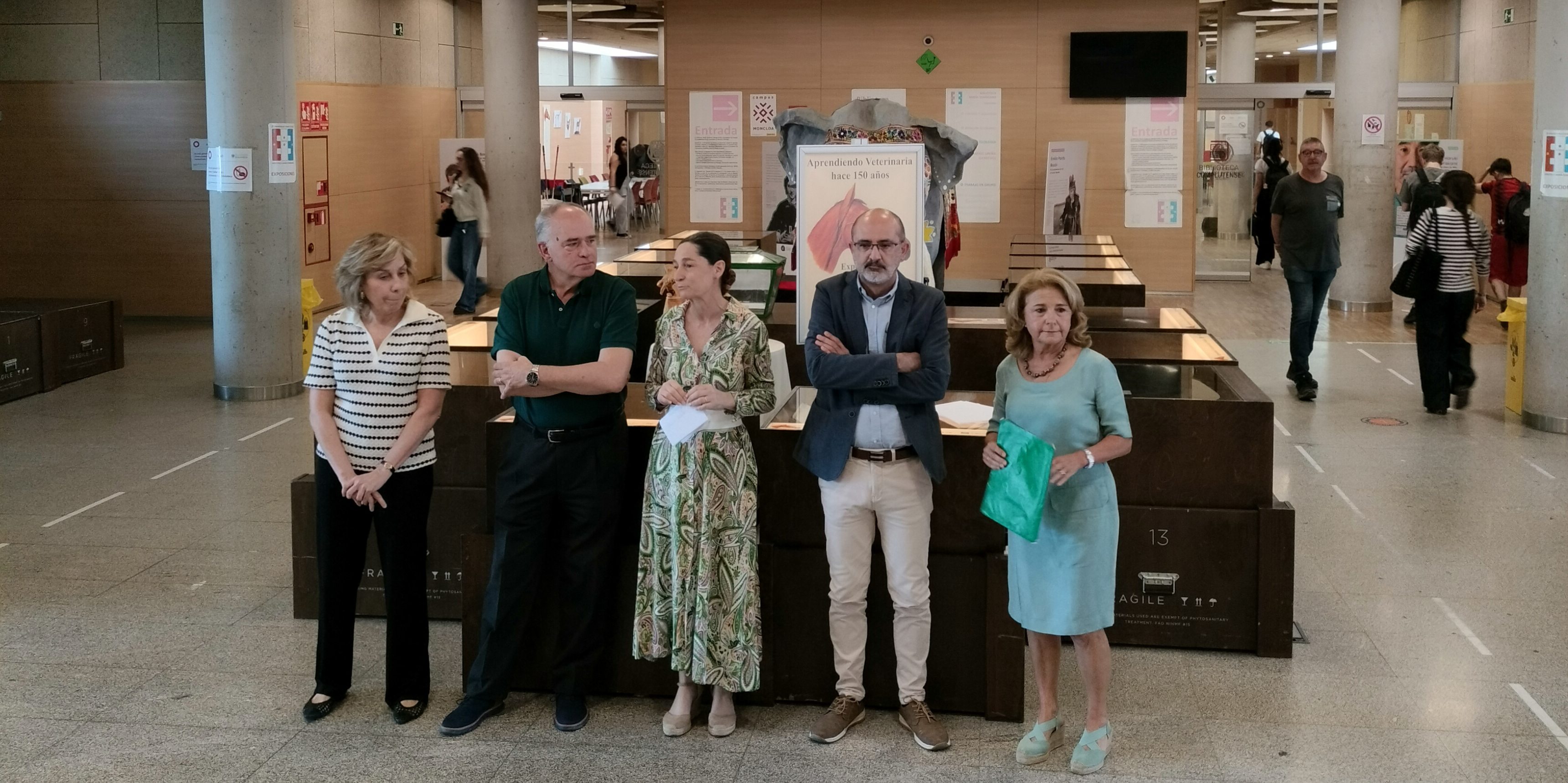 La exposición "Aprendiendo Veterinaria hace 150 años" llega a la Bibliotaca María Zambrano 
