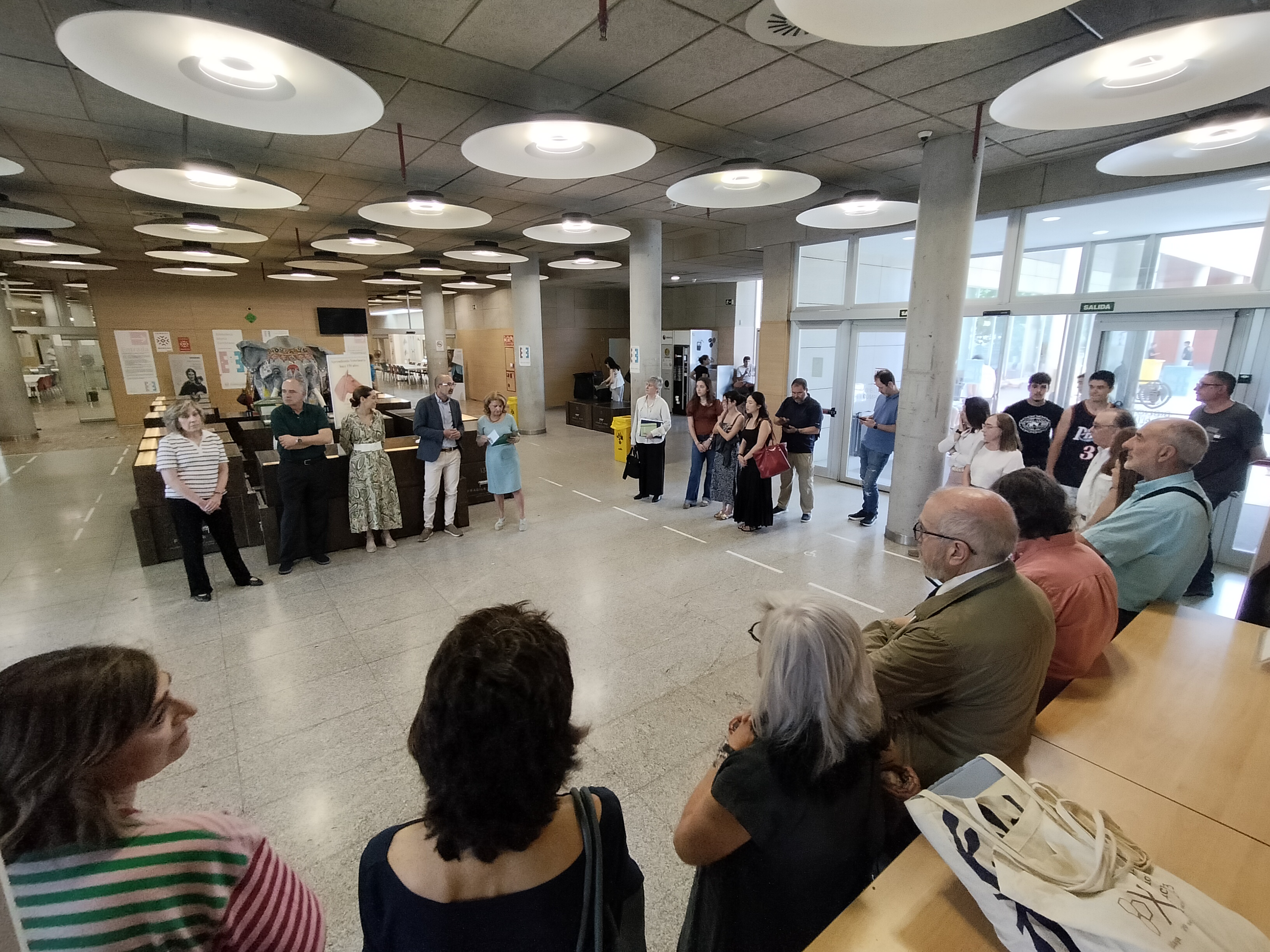 La exposición "Aprendiendo Veterinaria hace 150 años" llega a la Bibliotaca María Zambrano 